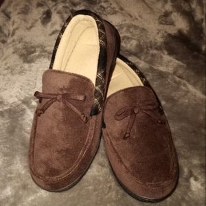 Mens NewTotes Slippers Size XL